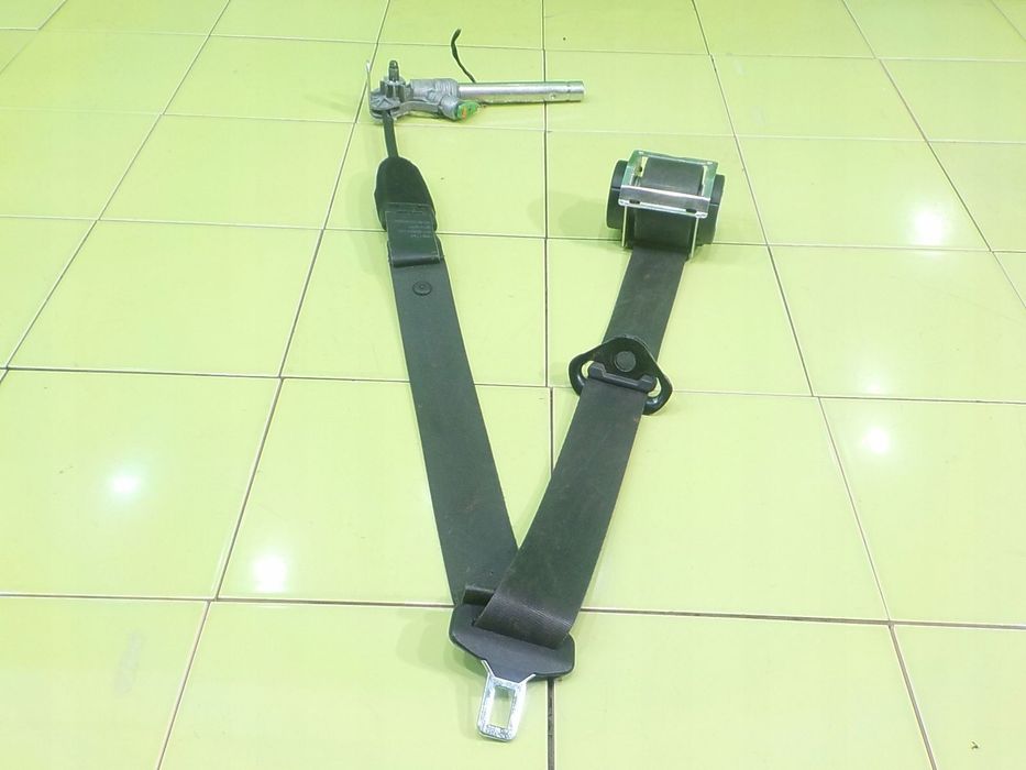 CORSA E 1.4 B 15r 3D pas bezpieczenstwa lewy przod z napinaczem 607707500H