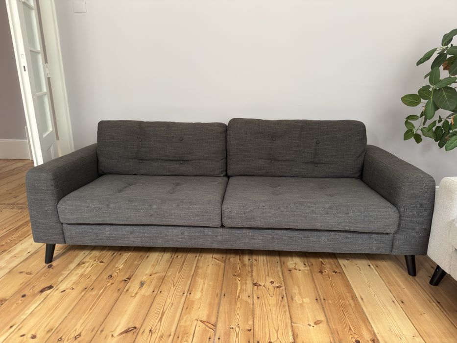 Sofa preto 2 lugares da Area