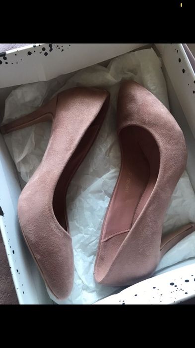 Szpilki pudrowy róż