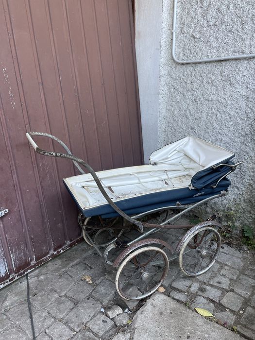 Carrinho de bebe antigo vintage