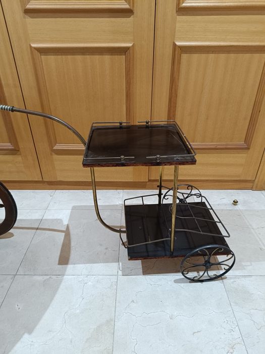 Mesa carrinho de chá