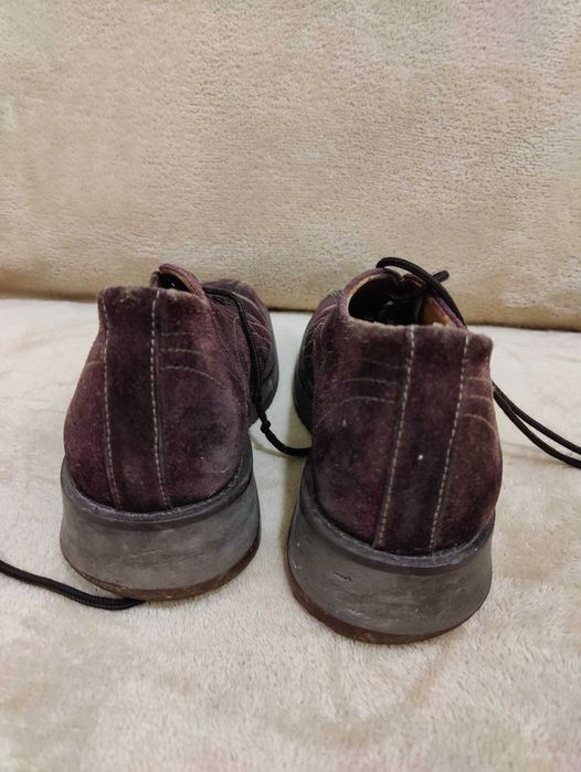 Sapatos 100% pele natural tam. 42 em bom estado