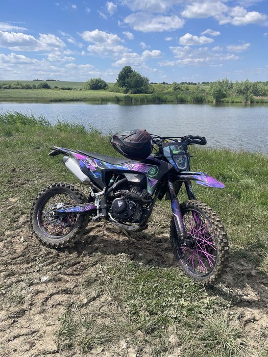 Продам кові адванс 300