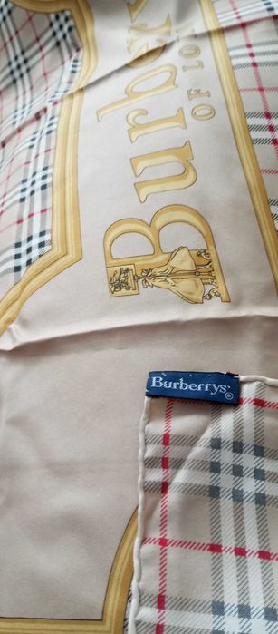 lenços em seda Burberry