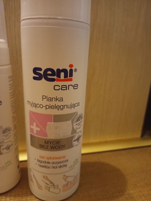 Pianka i szampon do kąpania na sucho