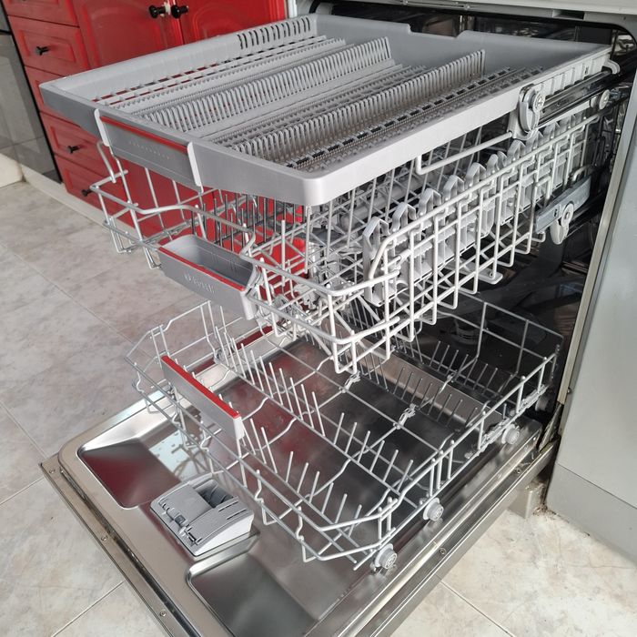 Máquina de Lavar Loiça BOSCH SMS4EMI06E