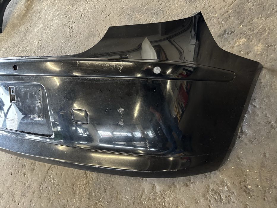 BMW E81 E87 Zderzak tył tylni pod PDC 668