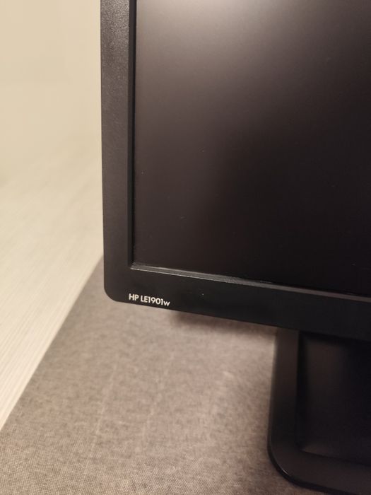 Monitor HP LE1901w