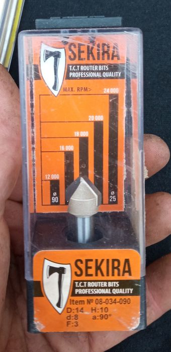 Фрезы новые для ручного фрезера: 100 грн. - Інший інструмент Старий ...