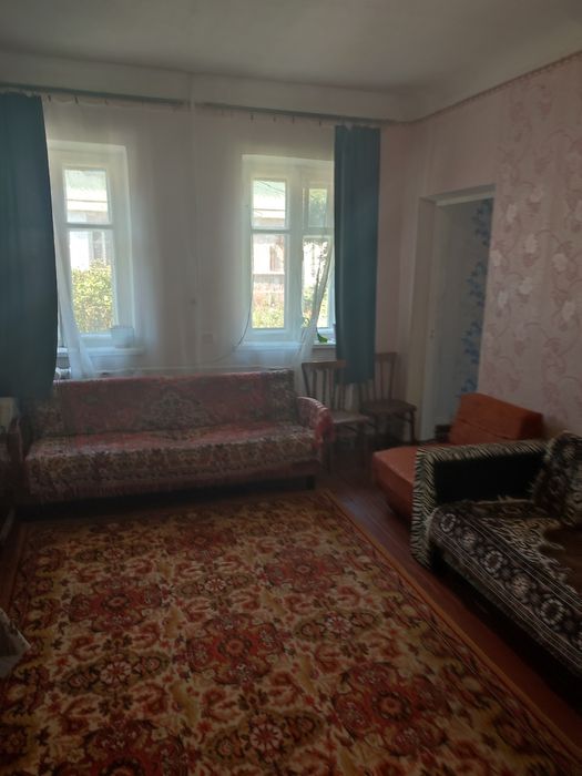 Двокімнатна квартира гарна ціна.