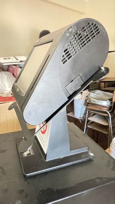 Caixa registadora / POS com monitor Prox