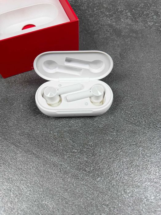 Бездротові навушники OnePlus Buds Z Bass Boost