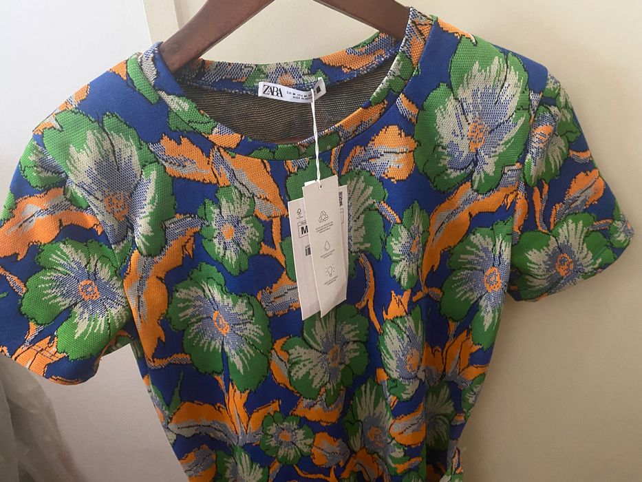 Vendo vestido de senhora