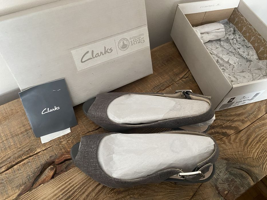 Buty Clarks Kelda Spring rozm. 39