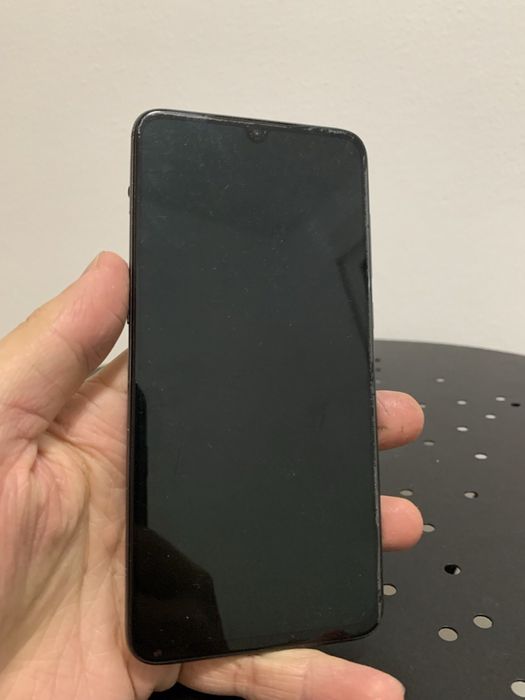 Xiaomi Mi 9 на запчастини