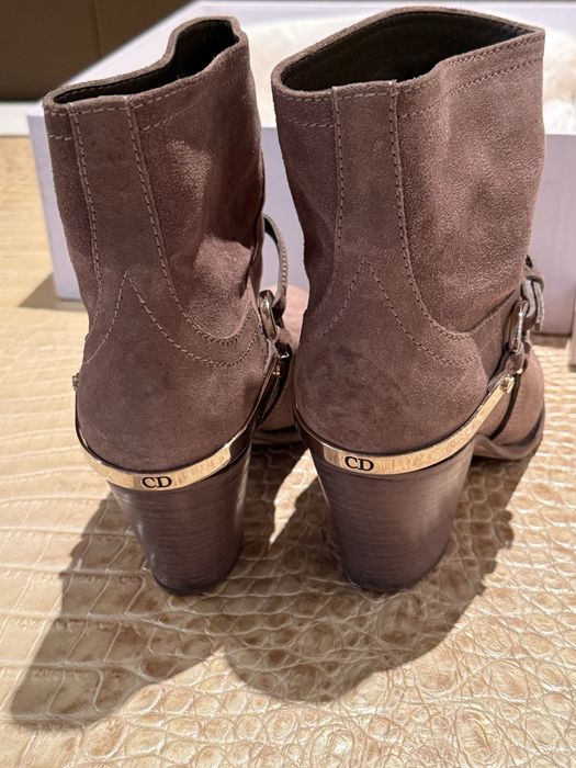 Botas Dior em bom estado