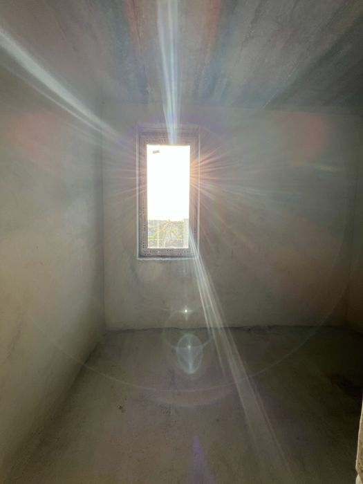 Будинок з терасою та земельною ділянкою  4 сотки