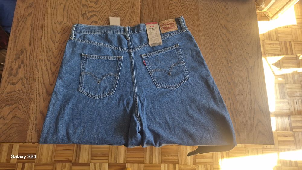 Calça Levis novas