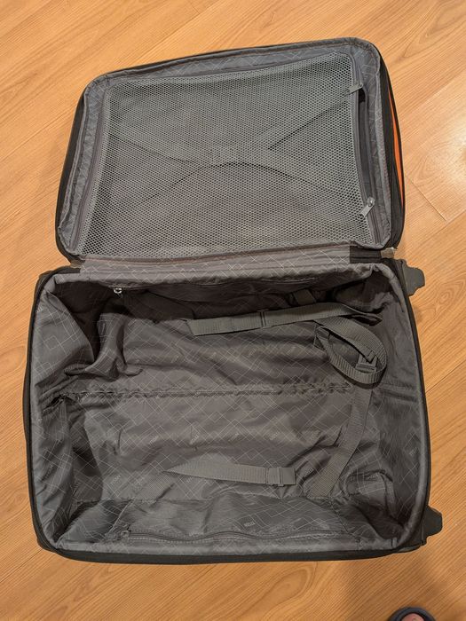 Suitcase middle size