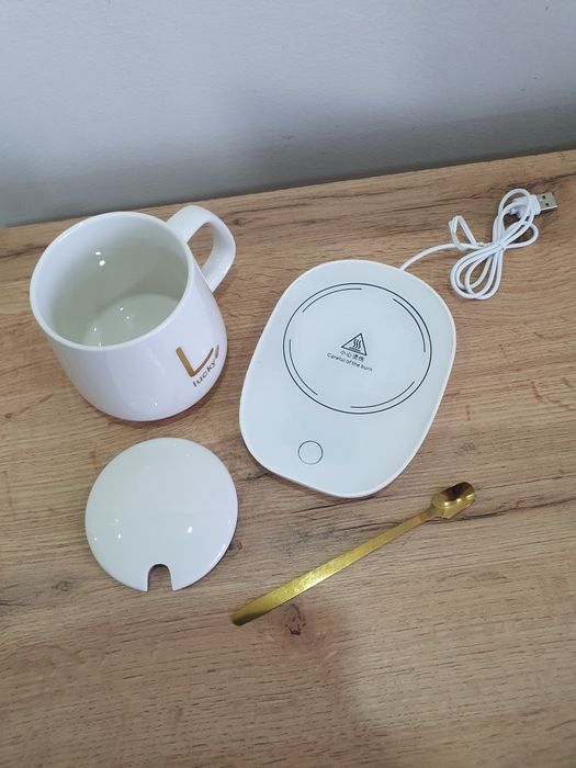 Podgrzewacz do kubków z kubkiem i łyżeczką USB