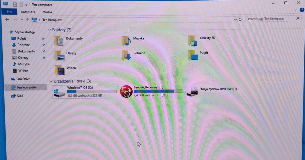 Komputer stacjonarny LENOVO ThinkCentre M800 z Windows 10