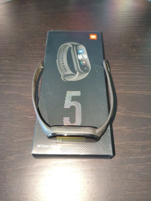 Mi Smart band 5 com 9 pulseiras extra