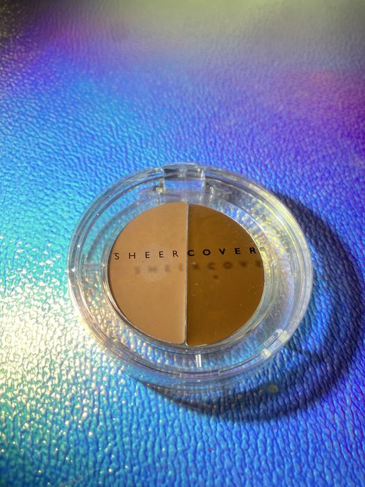 Bronzer Sheer Cover - Wyprzedaz