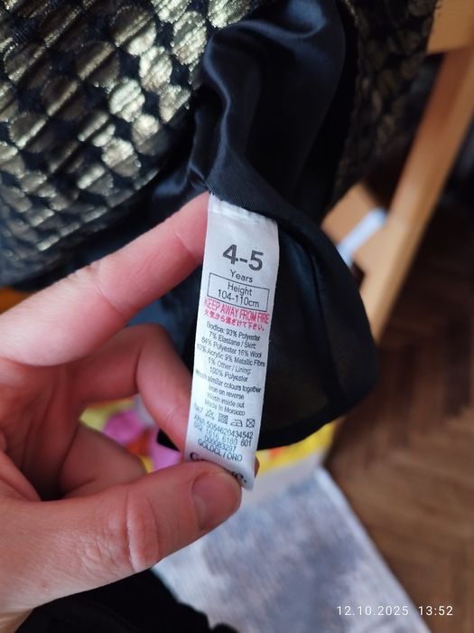 Нарядна сукня для дівчинки 4-5 років чорна хелоуін