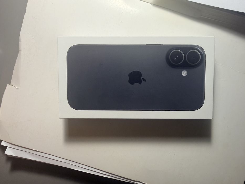 Iphone 17 gwarancja apple do 20 lutego wizualnie jak nowy