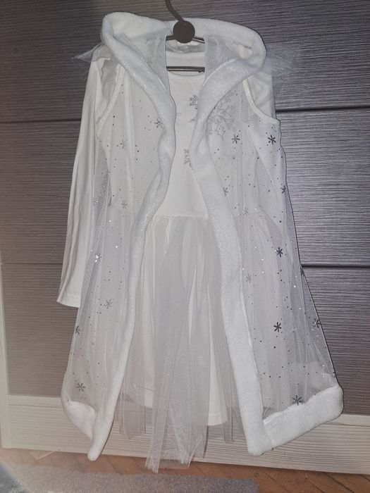 Новорічна сукня з накидка і обруч