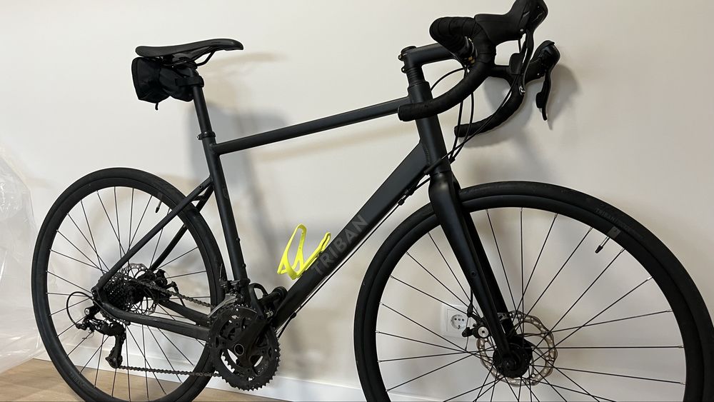Bicicleta de estrada - Triban RC 500 Disc – Tamanho L – Excelente Estado