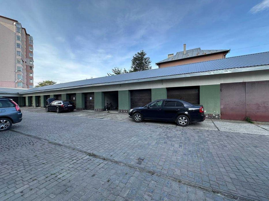Продаж гаража площею 19,2 м.кв. в спальному районі Івано-Франківська