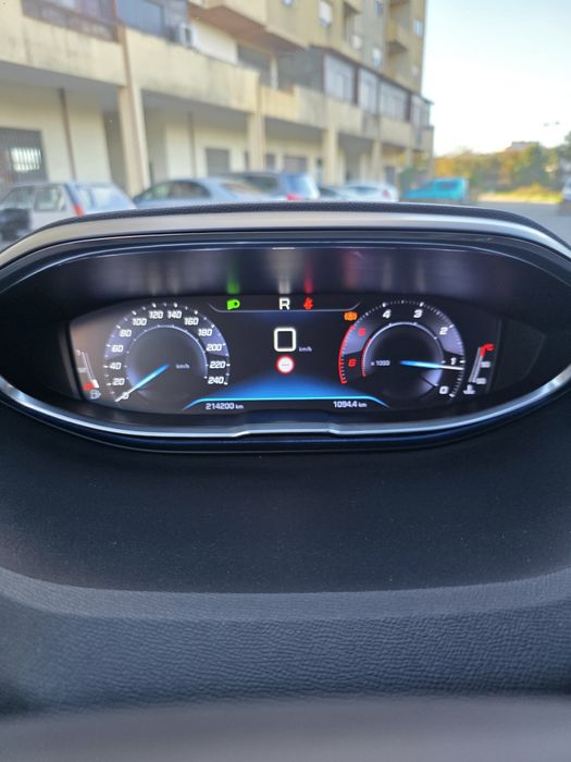 Peugeot 3008 de 2019  cx automática