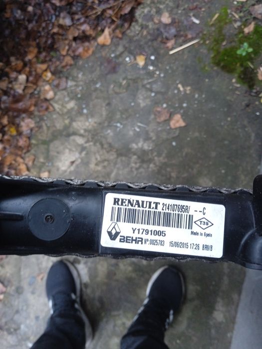 Радіатор для авто Рено мастер 3