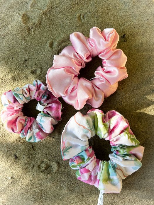 Gumka scrunchie rozmiar MINI satyna
