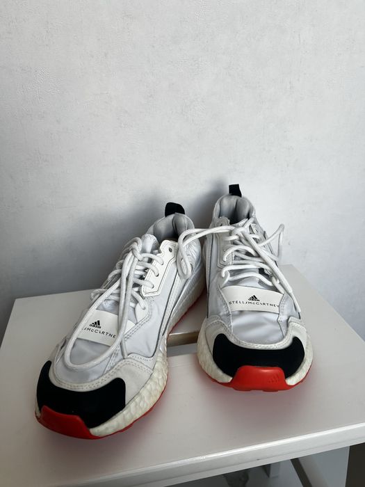 Білі жіночі кросівки Adidas x Stella McCartney