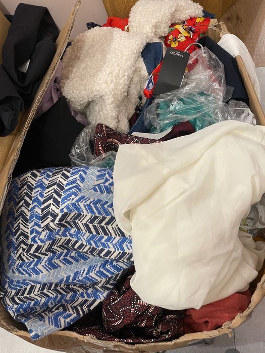 Paczka nowych ubran z metkami Mango 15szt. Rozmiar XS/S