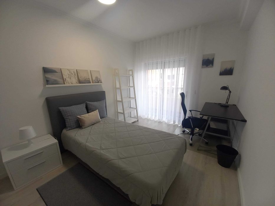 Quartos para arrendar a estudantes em apartamento na Rua do Pinhal n.º 4, São Martinho do Bispo, Coimbra