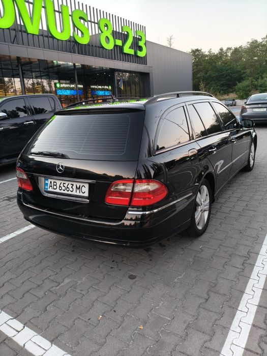 Продам Мерседес 211