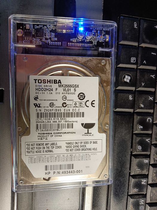 caixa e disco externo