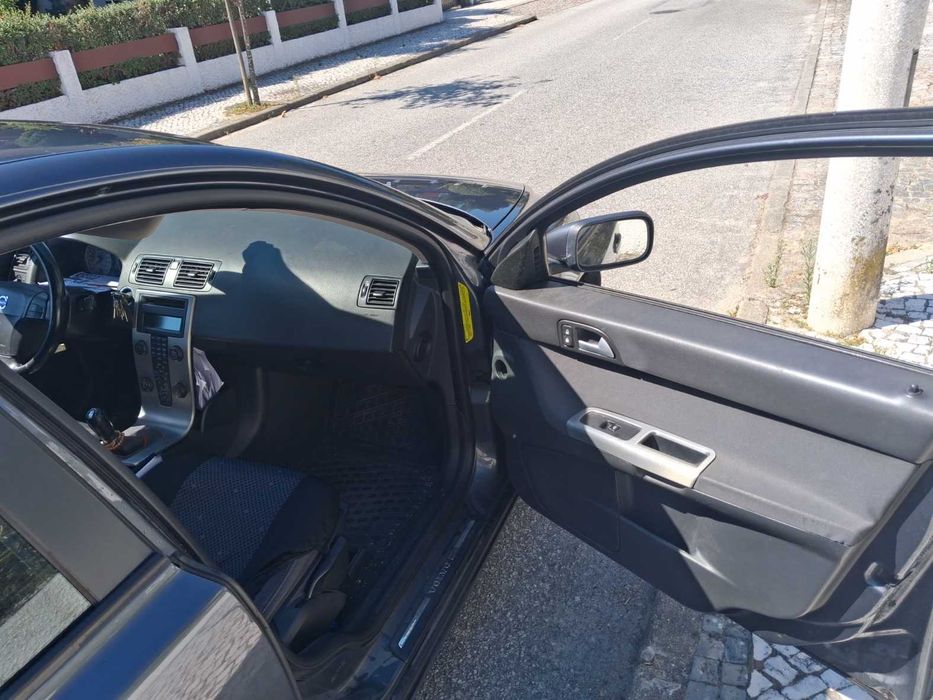 Volvo S40 1.6D em ótimo estado — photo 4
