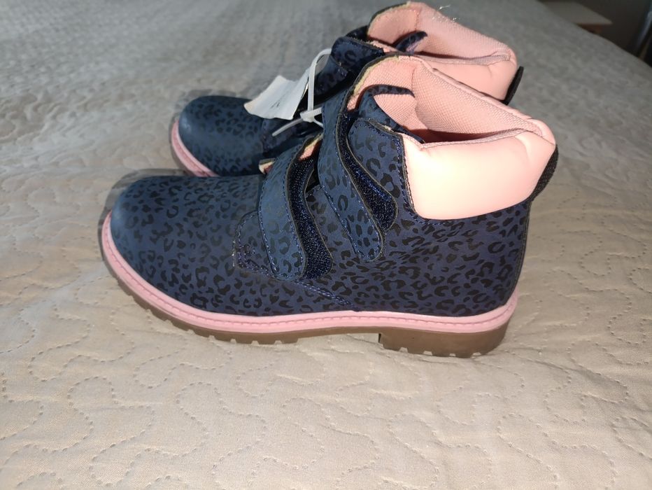 Nowe przejściowe wiosenne buty r.33 na rzepy