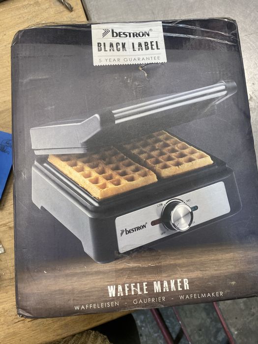 вафельниця Bestron для бельгійських вафель