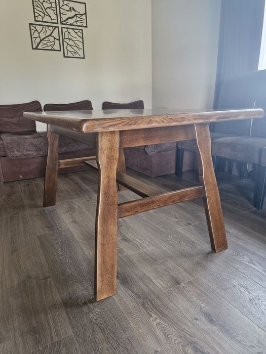 Стіл дубовий кухонний