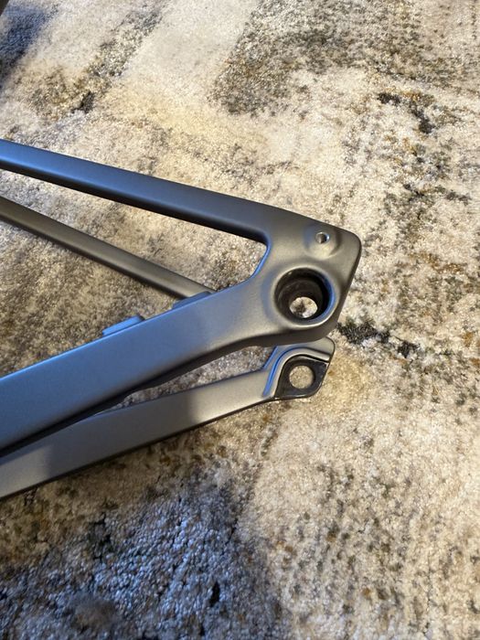 Nowa Rama Gravel Rondo Ruut CF1 G2