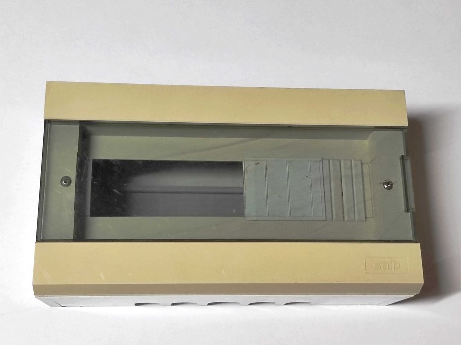 Caixa quadro eléctrico disjuntores distribuição (material eléctrico)