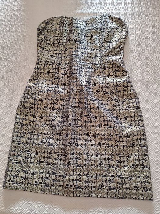 Vestido cai cai H&M. Tam 36.