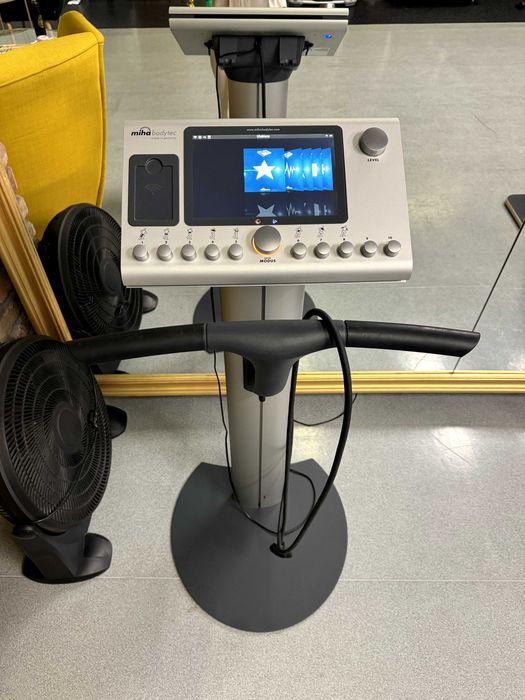 MihaBodytec EMS Kompletny oryginalny sprzęt, stan idealny