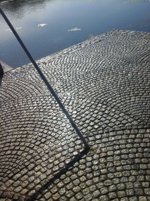 Укладка брусчатки ,тротуарной плитки ,гранитной плитки, ,бута,"соломки