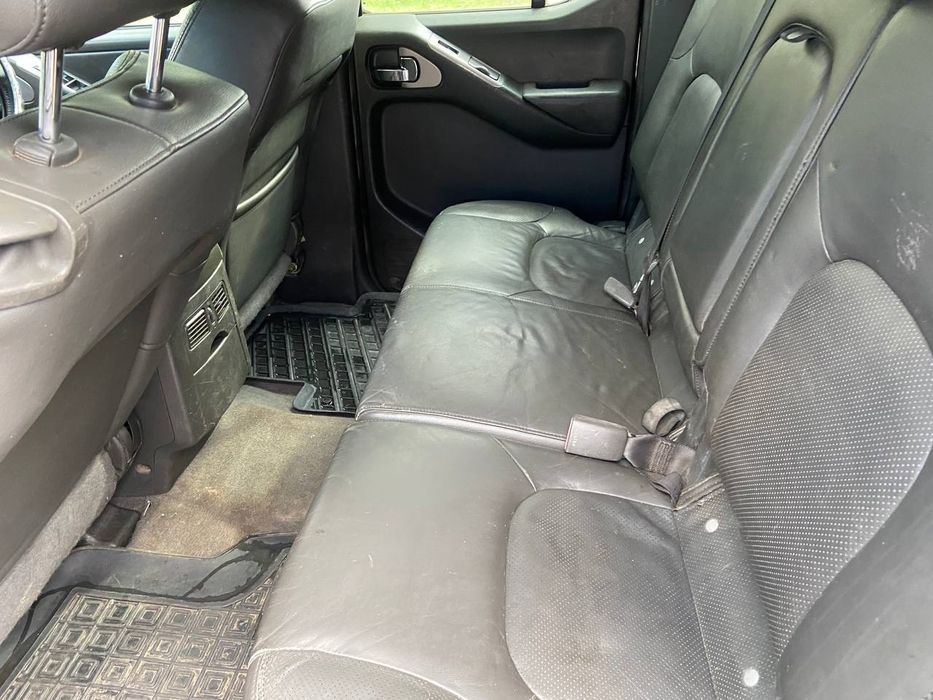 Nissan Navara D40(Ніссан Навара Д40) 2,5 дизель 2006 рік Механіка Повний привід 4Х4 Гарний Пікап